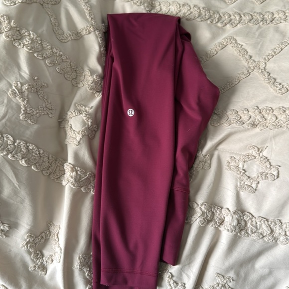 Lululemon leggings - Picture 3 of 4